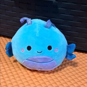 Ladybug dragon fly Heather & Trudy flip a mallows